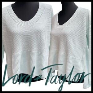 Lord & Taylor Light Mint Green Cotton V-Neck Split Hem Ribbed Sweater (S)